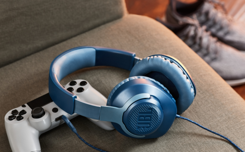 Quantum 100, Blue Gaming-Wired Over-ear Headset