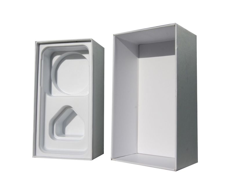iPhone 6 / 7 / 8 Plus | Box, Tempered Glass, Cable
